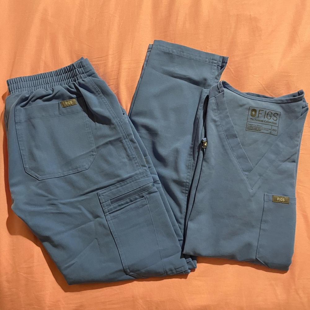 Xxs Figs scrubs set
